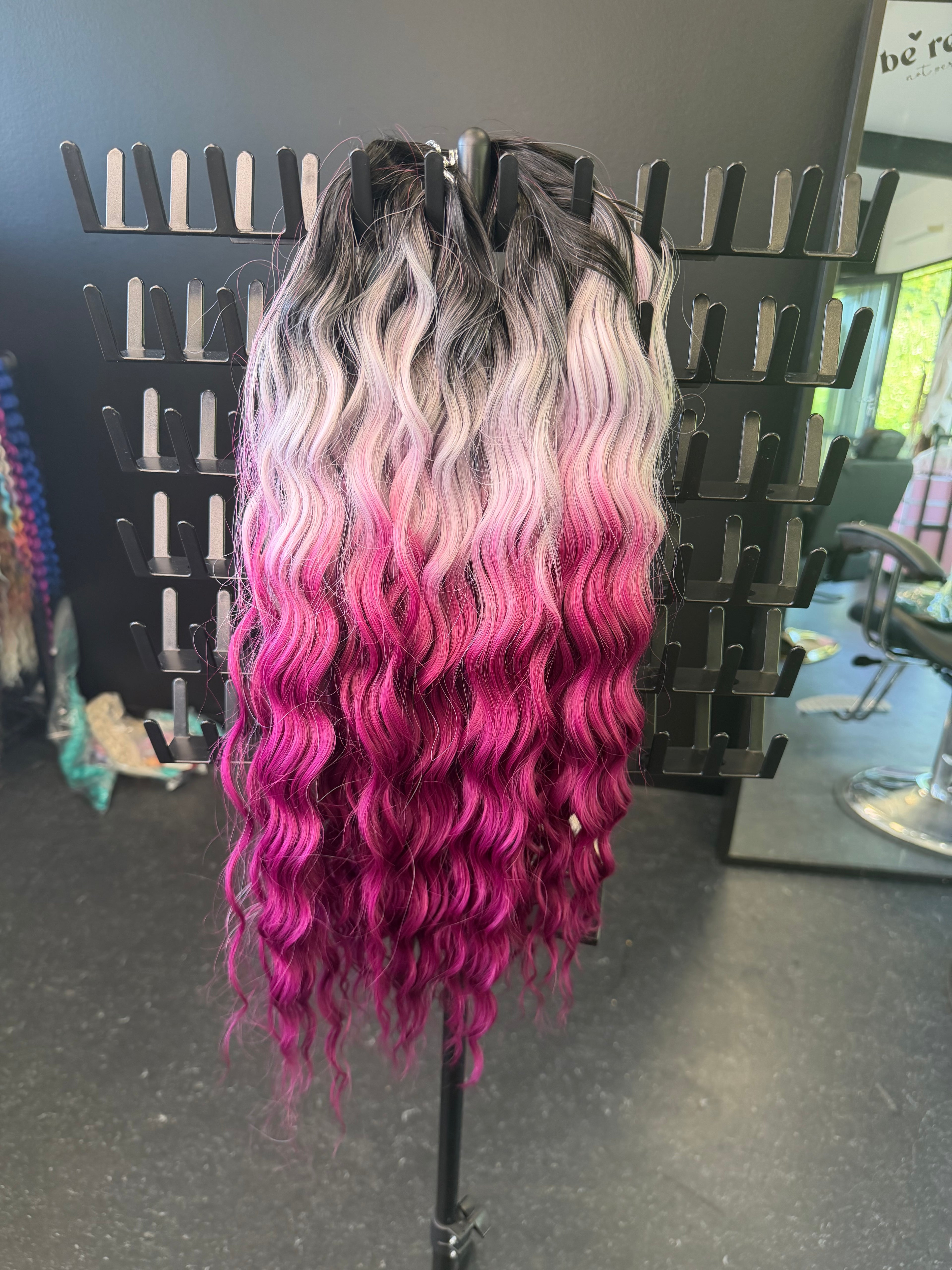 Kate 300 Gram 60 cm - Pink Eclipse